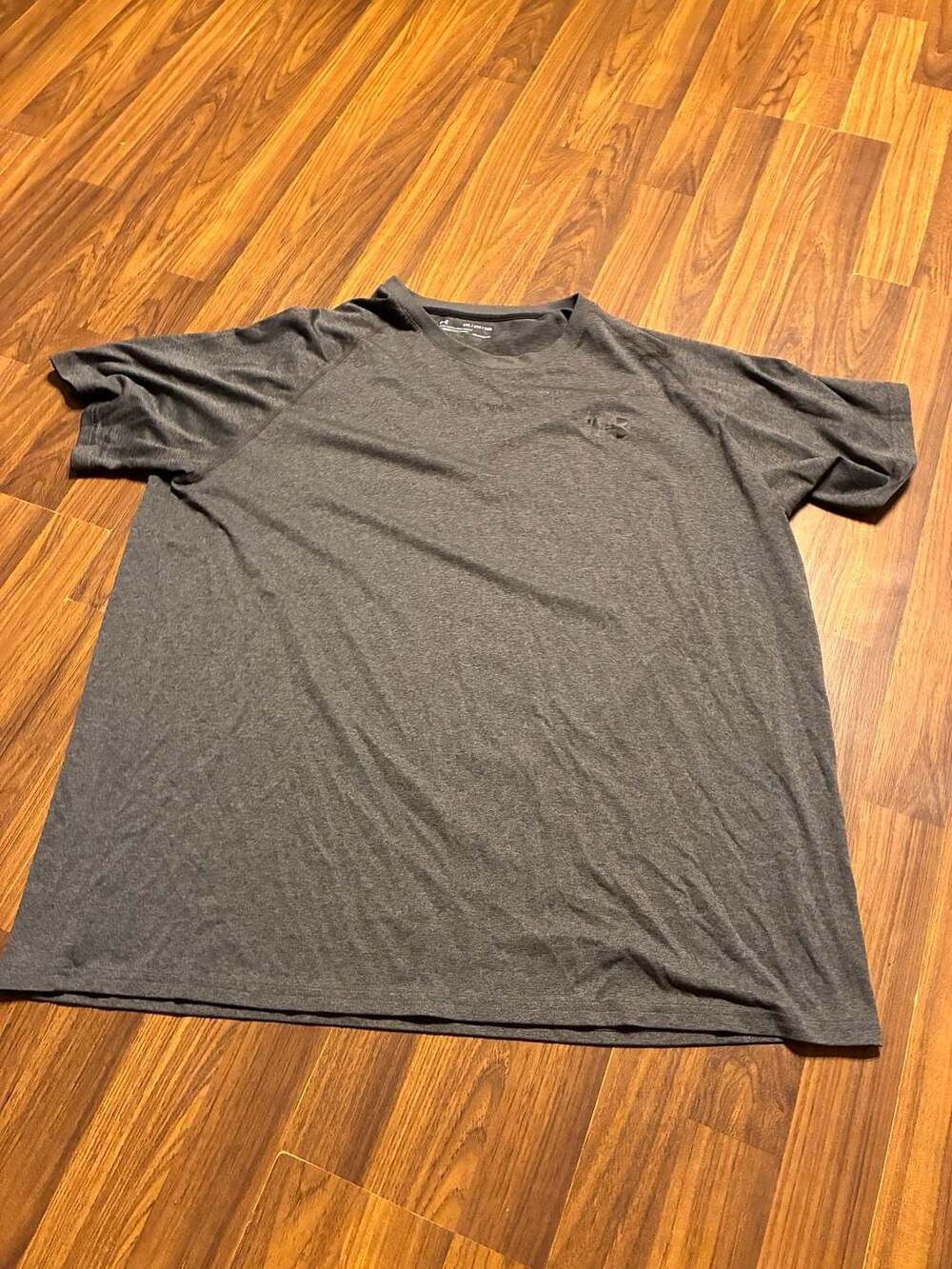 Under Armour UA Tech 2.0 Short Sleeve T-Shirt HeatGear Loose Fit Heather Gray